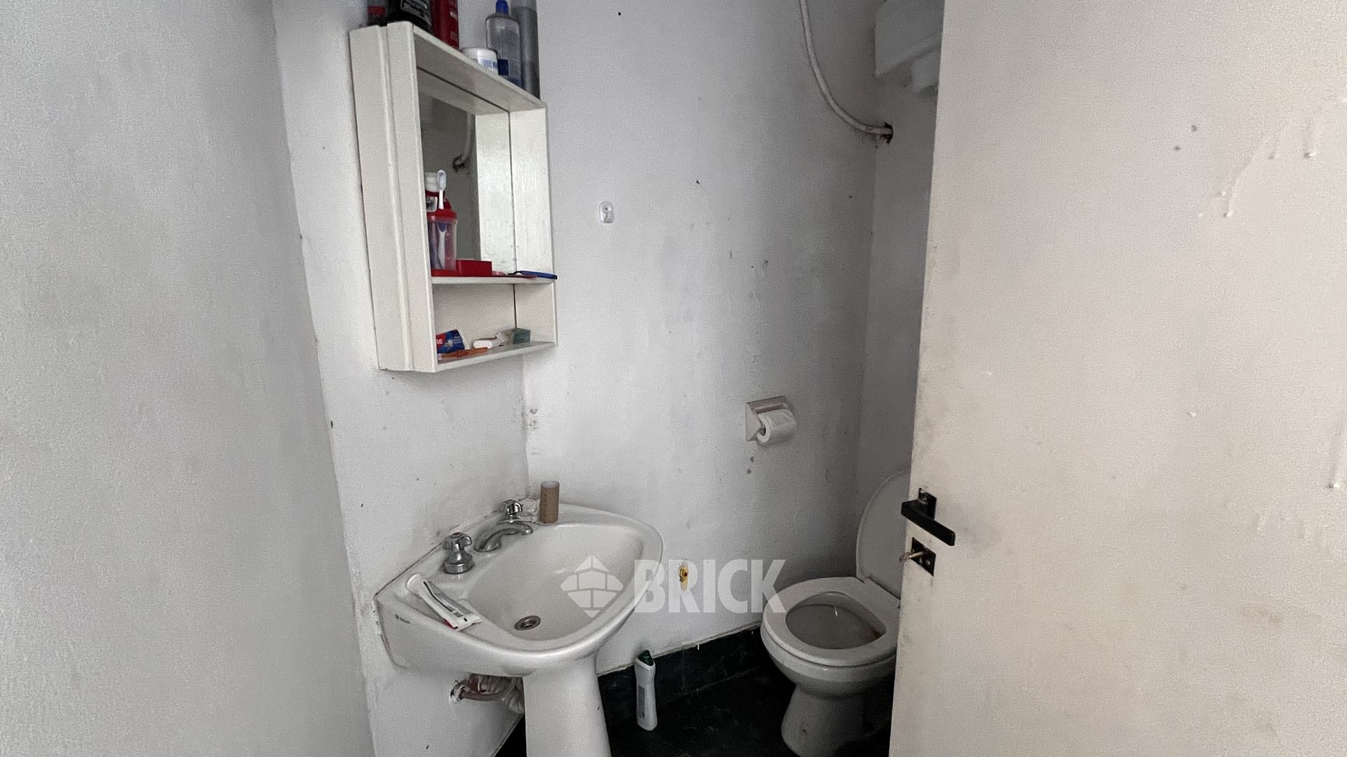 JUSTO, JUAN B., AV. al 3800 Piso PB 9