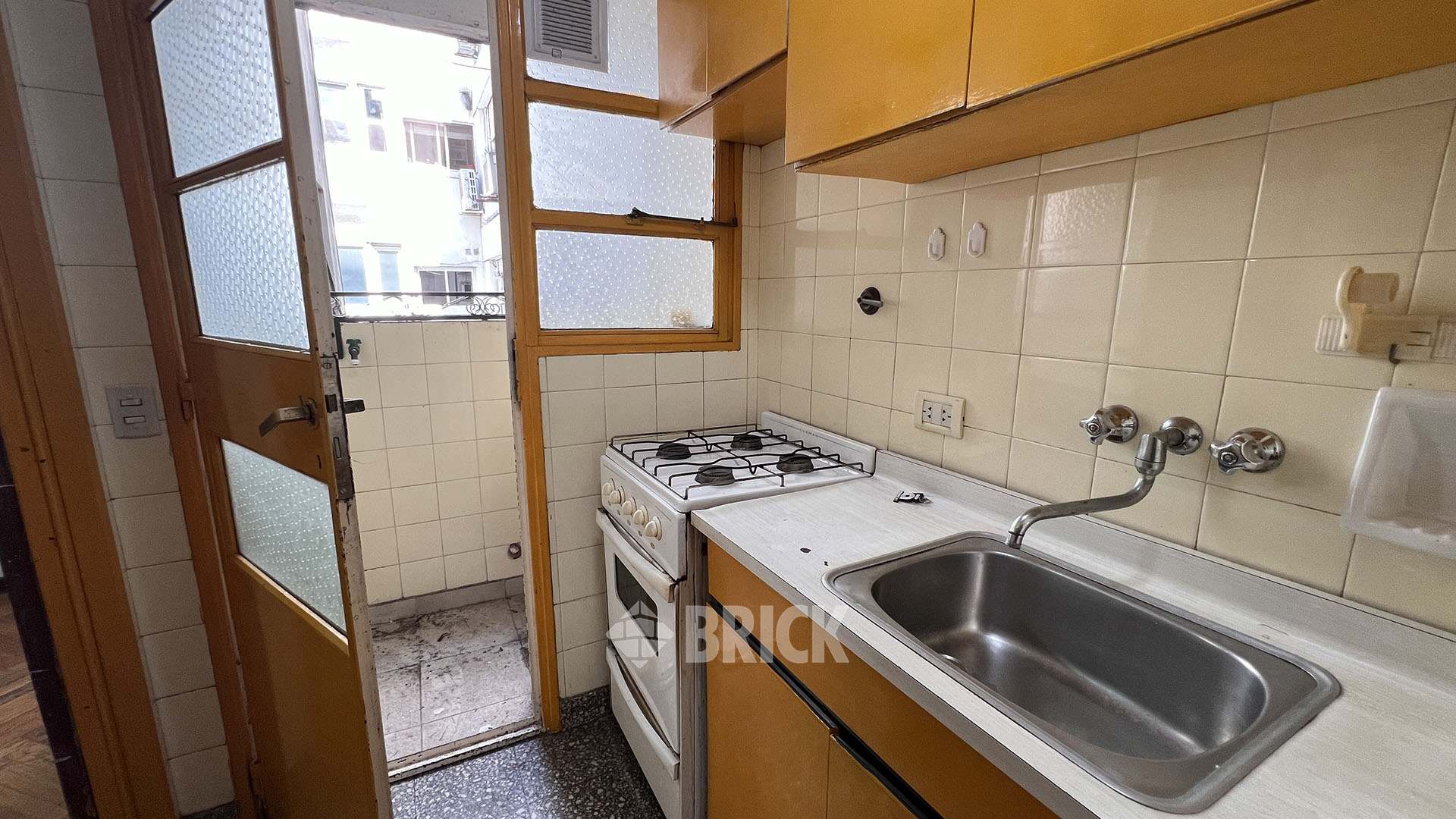 JURAMENTO, AV. al 1900 Piso 6 11