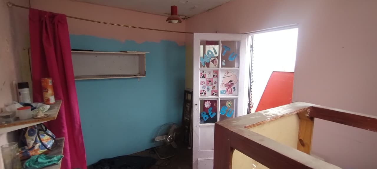 YRIGOYEN, HIPOLITO, AV. al 3500 Piso 1 17