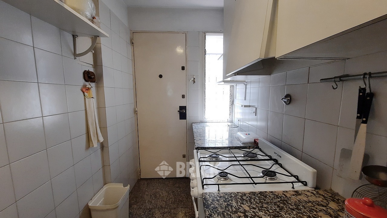 BERUTI al 2500 Piso 6 18