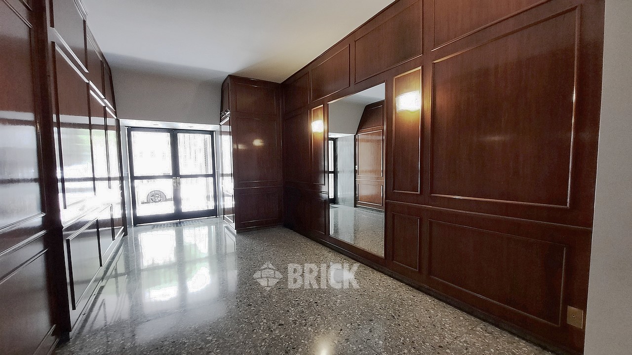 BERUTI al 2500 Piso 6 21