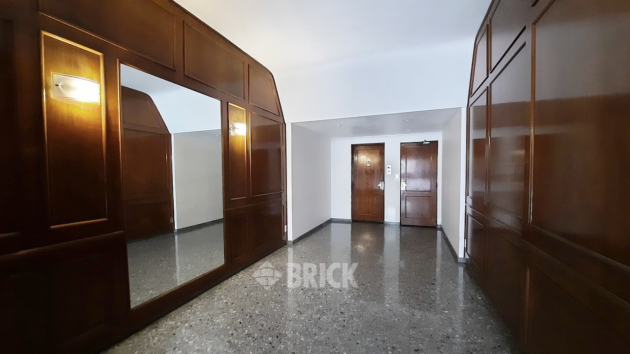 BERUTI al 2500 Piso 6 22