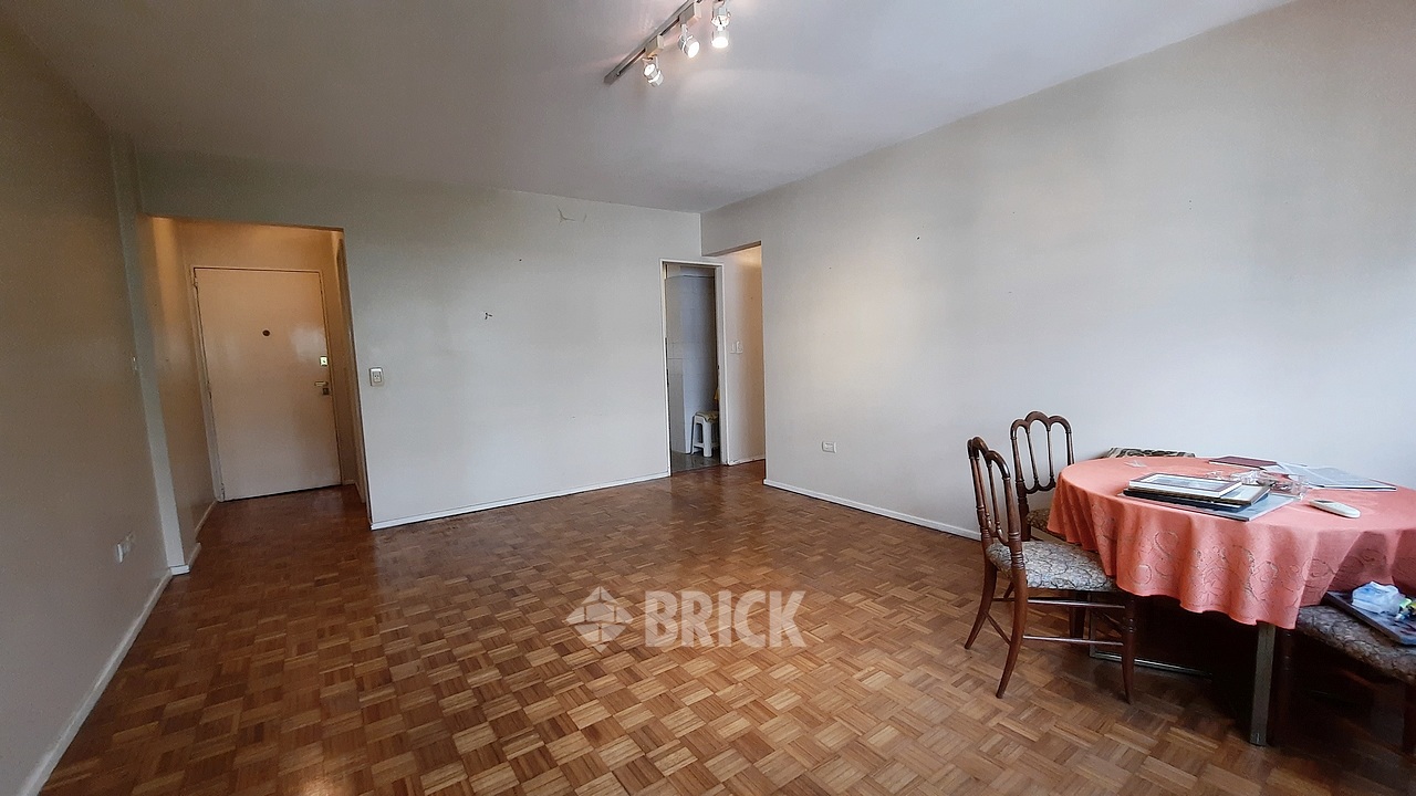 BERUTI al 2500 Piso 6 4