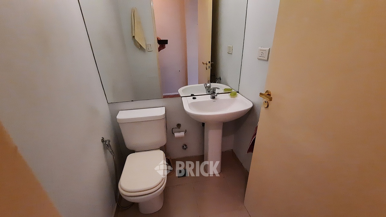 BERUTI al 2500 Piso 6 7