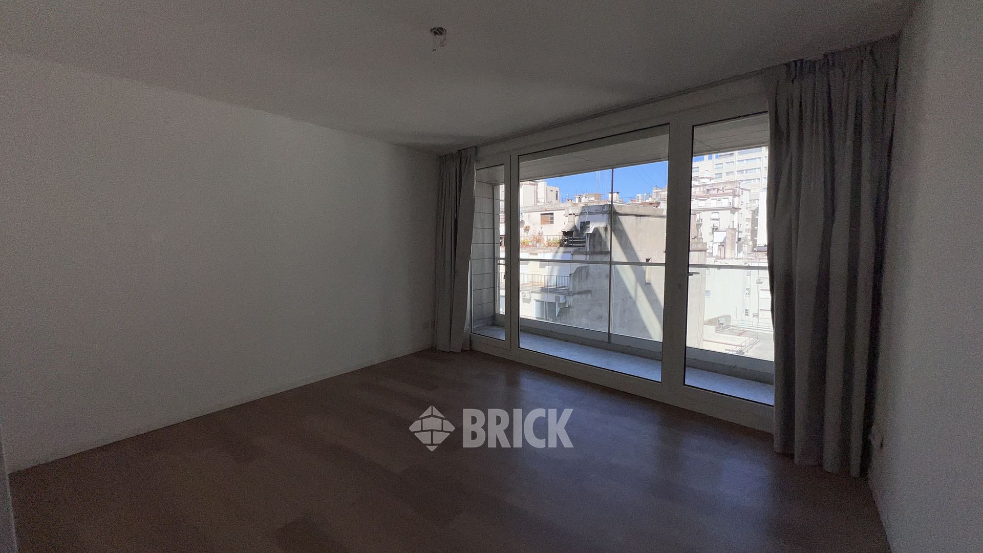 SEGUI, JUAN F. al 3500 Piso 10 21