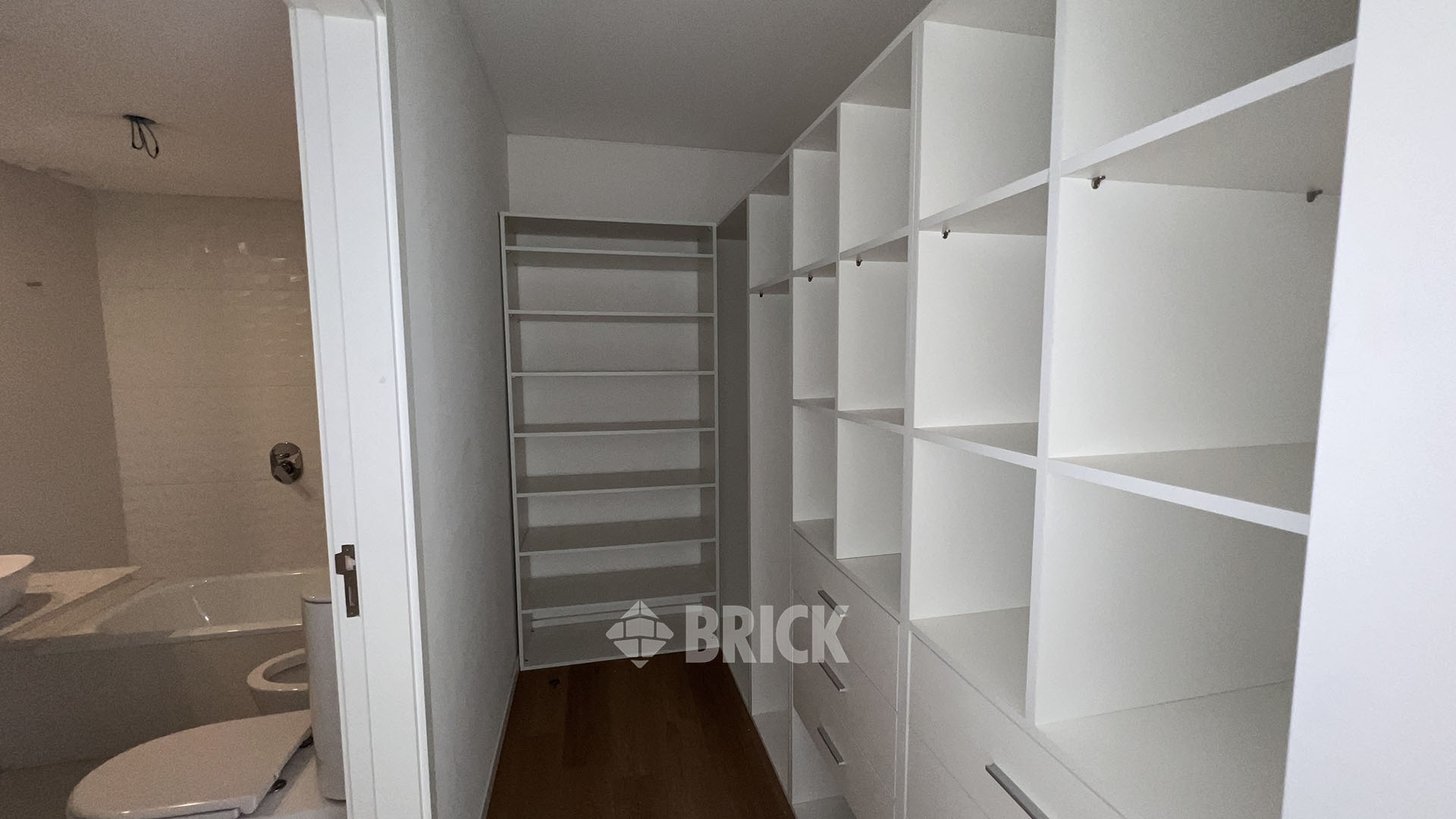 SEGUI, JUAN F. al 3500 Piso 10 24