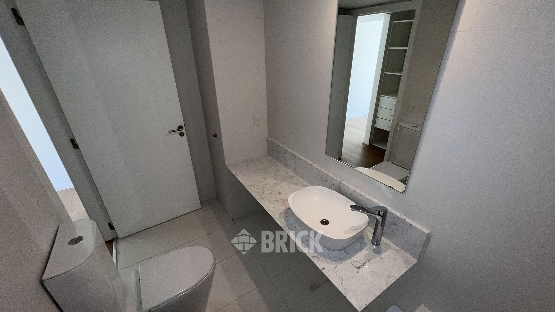 SEGUI, JUAN F. al 3500 Piso 10 26