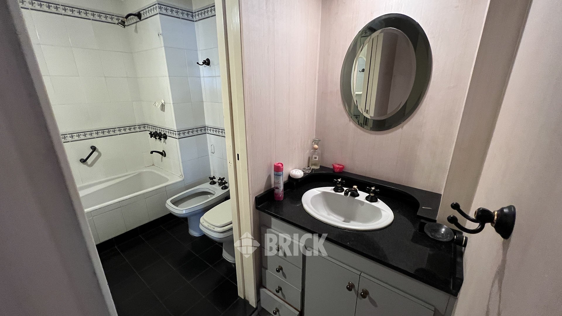 RIVERA, PEDRO IGNACIO al 2600 Piso 1° Y 2° 22