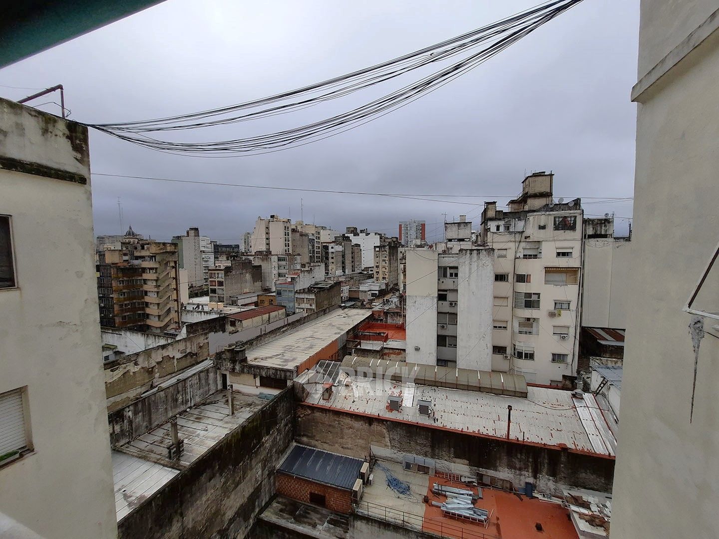 SARMIENTO al 2500 Piso 7 17
