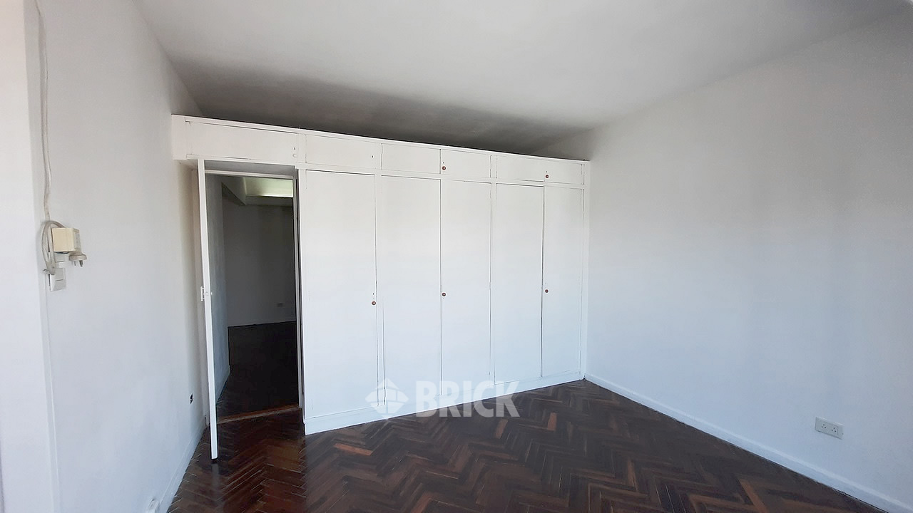 JUJUY, AV. al 500 Piso 9 5