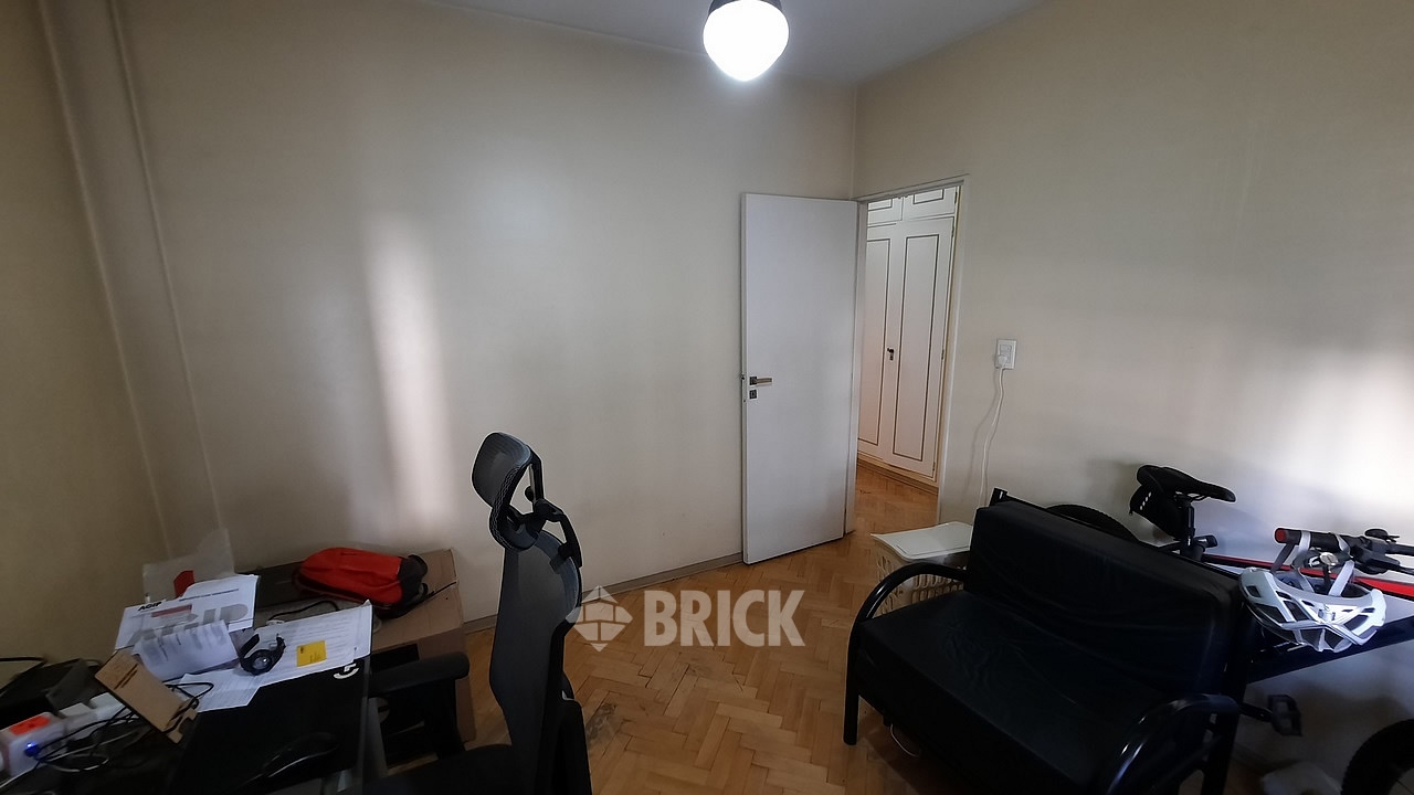 ALVEAR, MARCELO T. DE al 2400 Piso 7 12