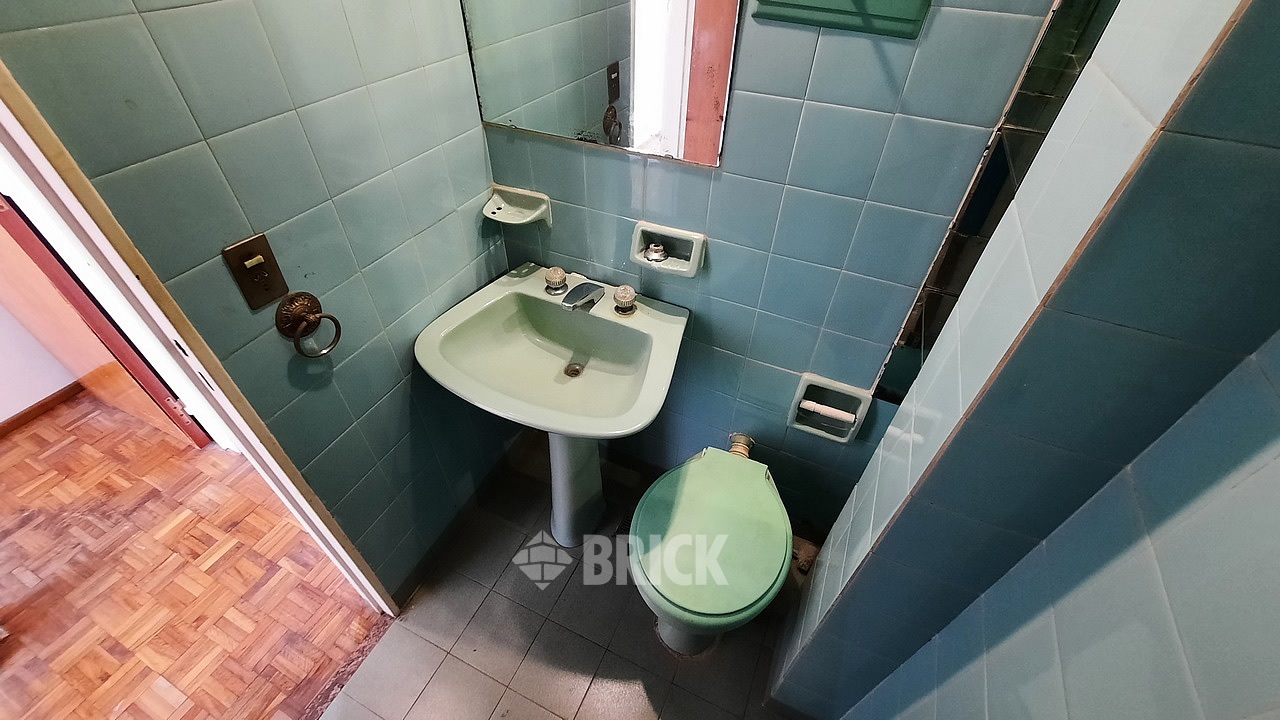 GRANADEROS al 400 Piso 5 13