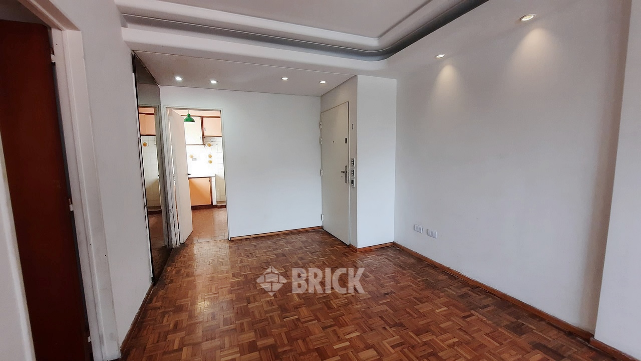 GRANADEROS al 400 Piso 5 8