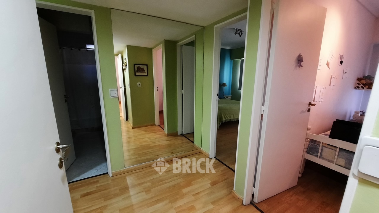 O'HIGGINS al 1700 Piso 2 11