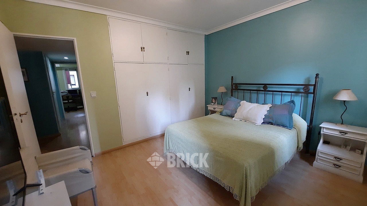 O'HIGGINS al 1700 Piso 2 15