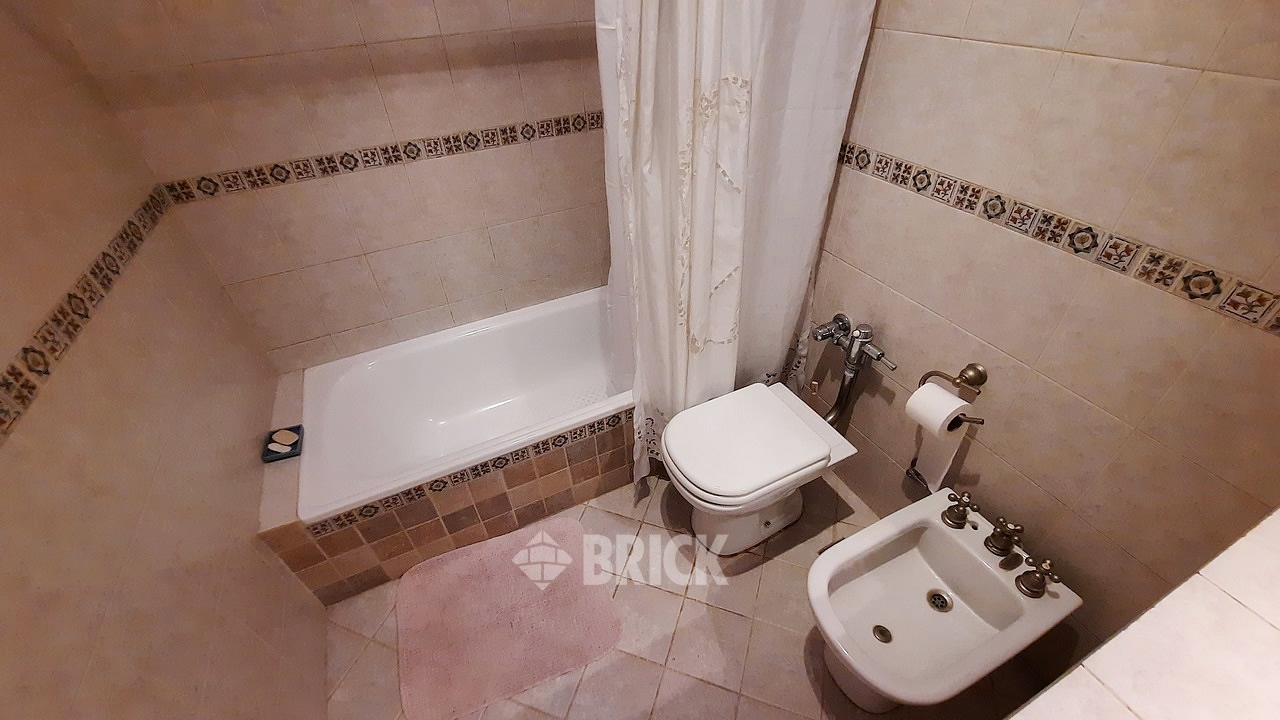 O'HIGGINS al 1700 Piso 2 21