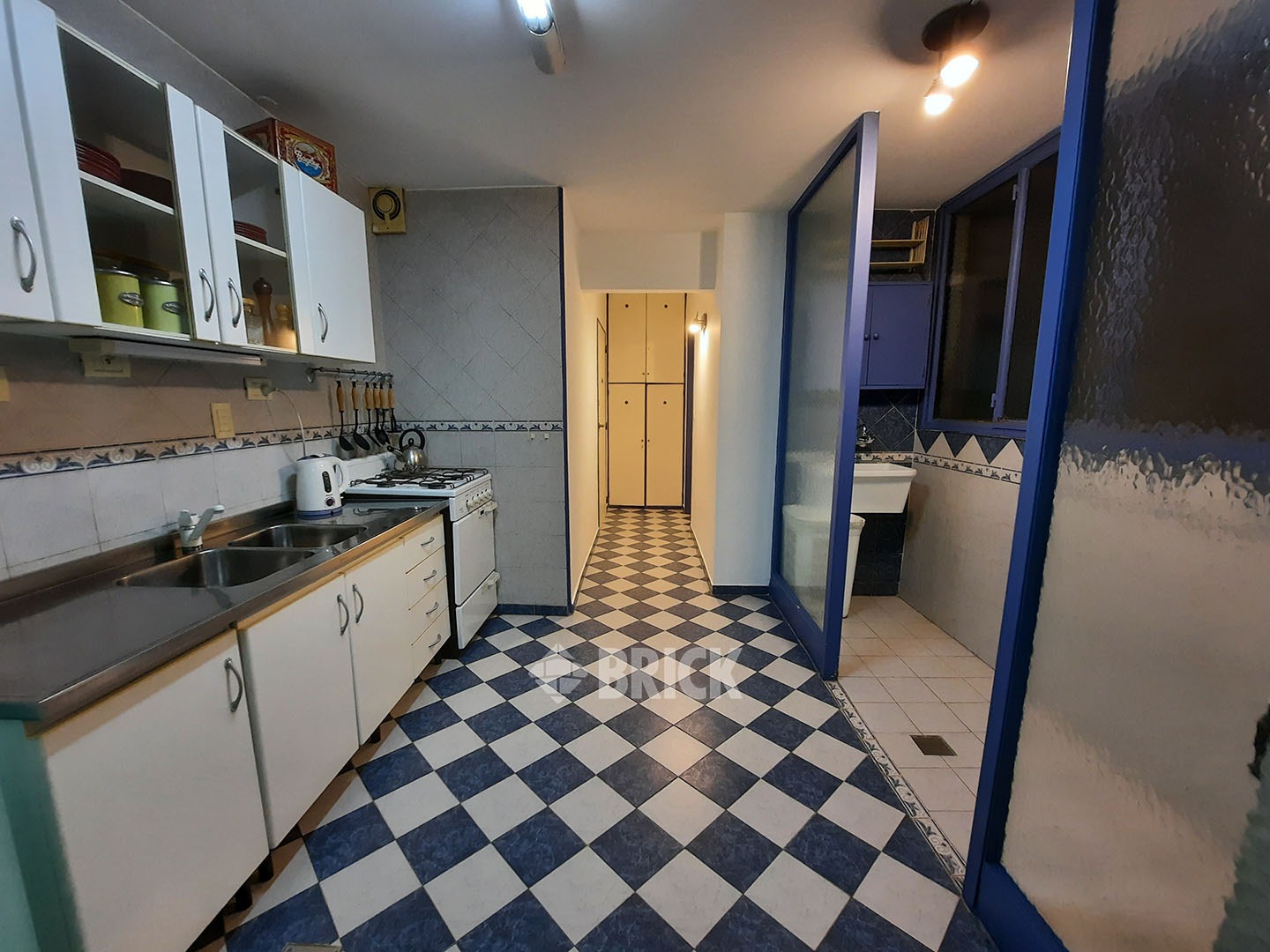 URIBURU, JOSE EVARISTO al 1000 Piso 2 18