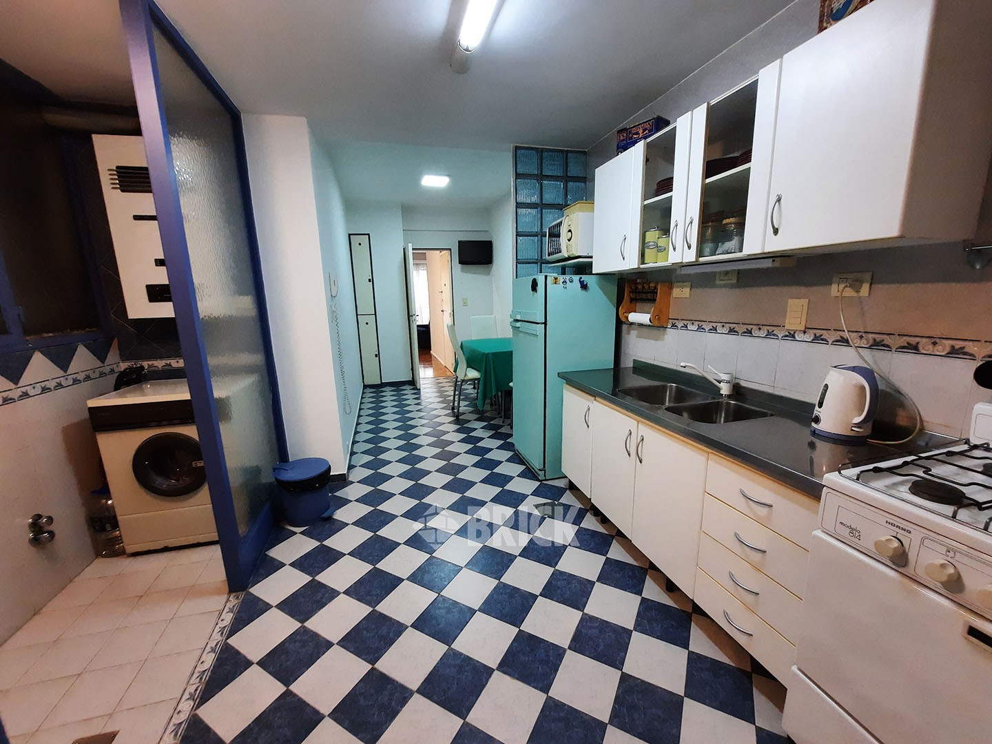 URIBURU, JOSE EVARISTO al 1000 Piso 2 20