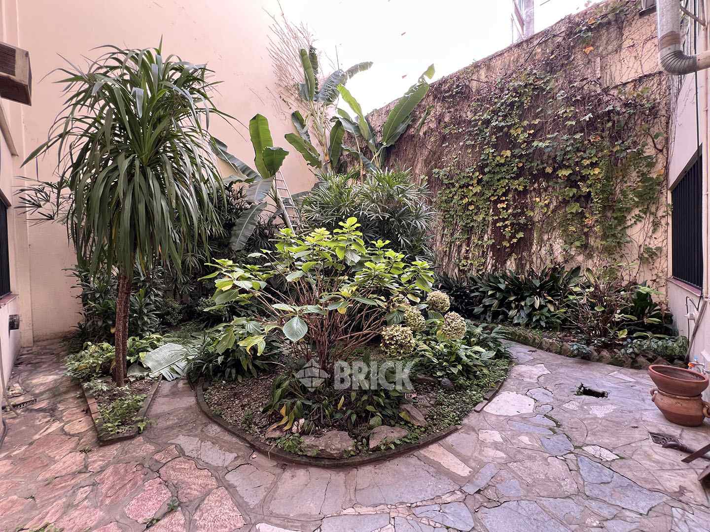 MONTAÑESES al 1800 Piso 3 25