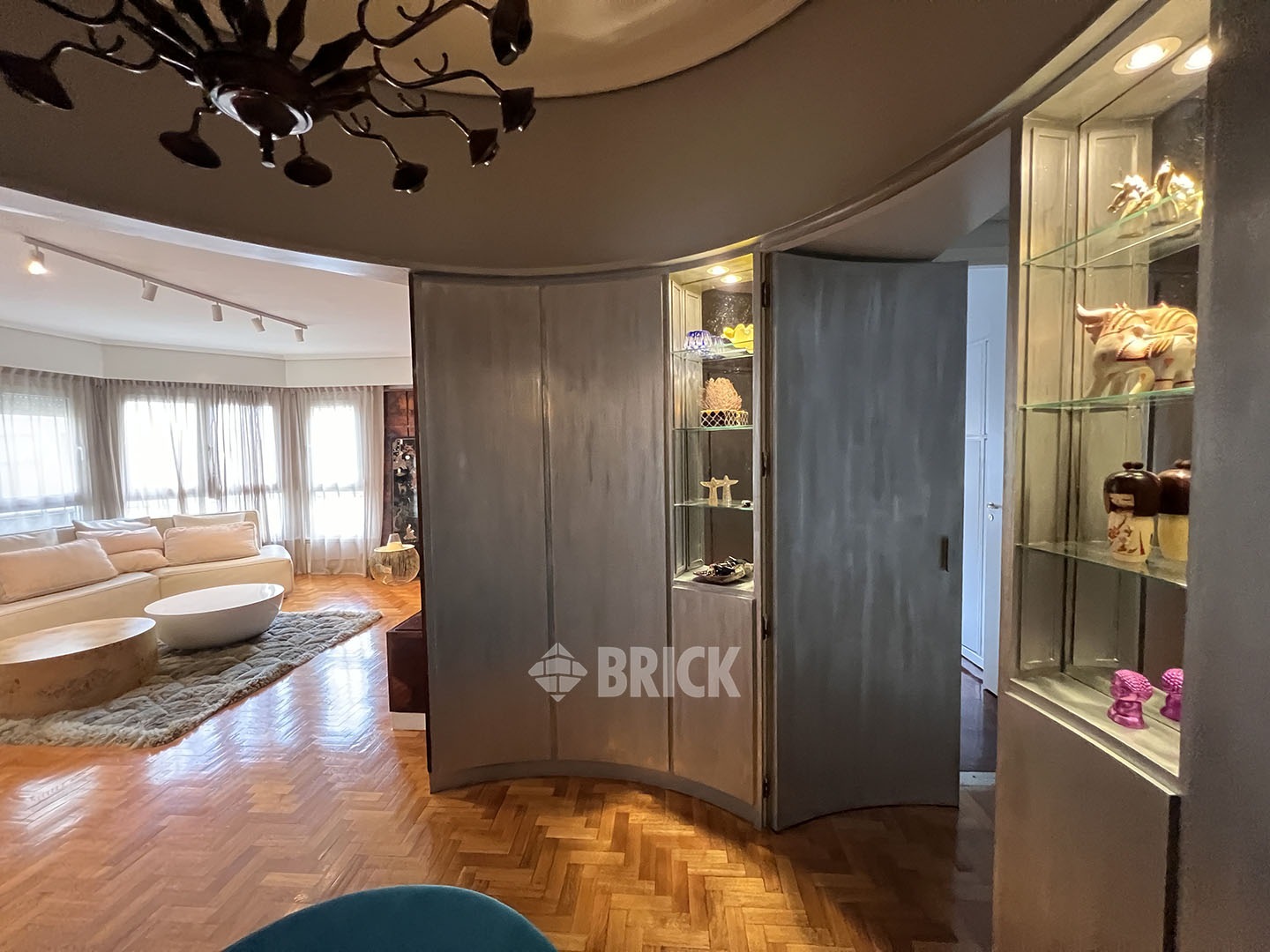 MONTAÑESES al 1800 Piso 3 4