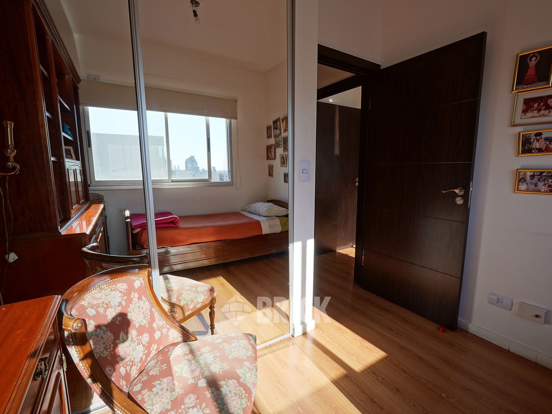 AVELLANEDA, AV. al 1700 Piso 8 11