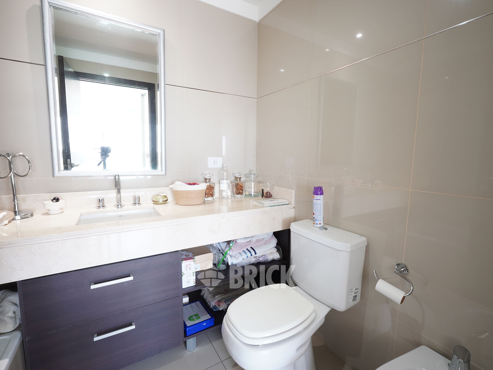 AVELLANEDA, AV. al 1700 Piso 8 19