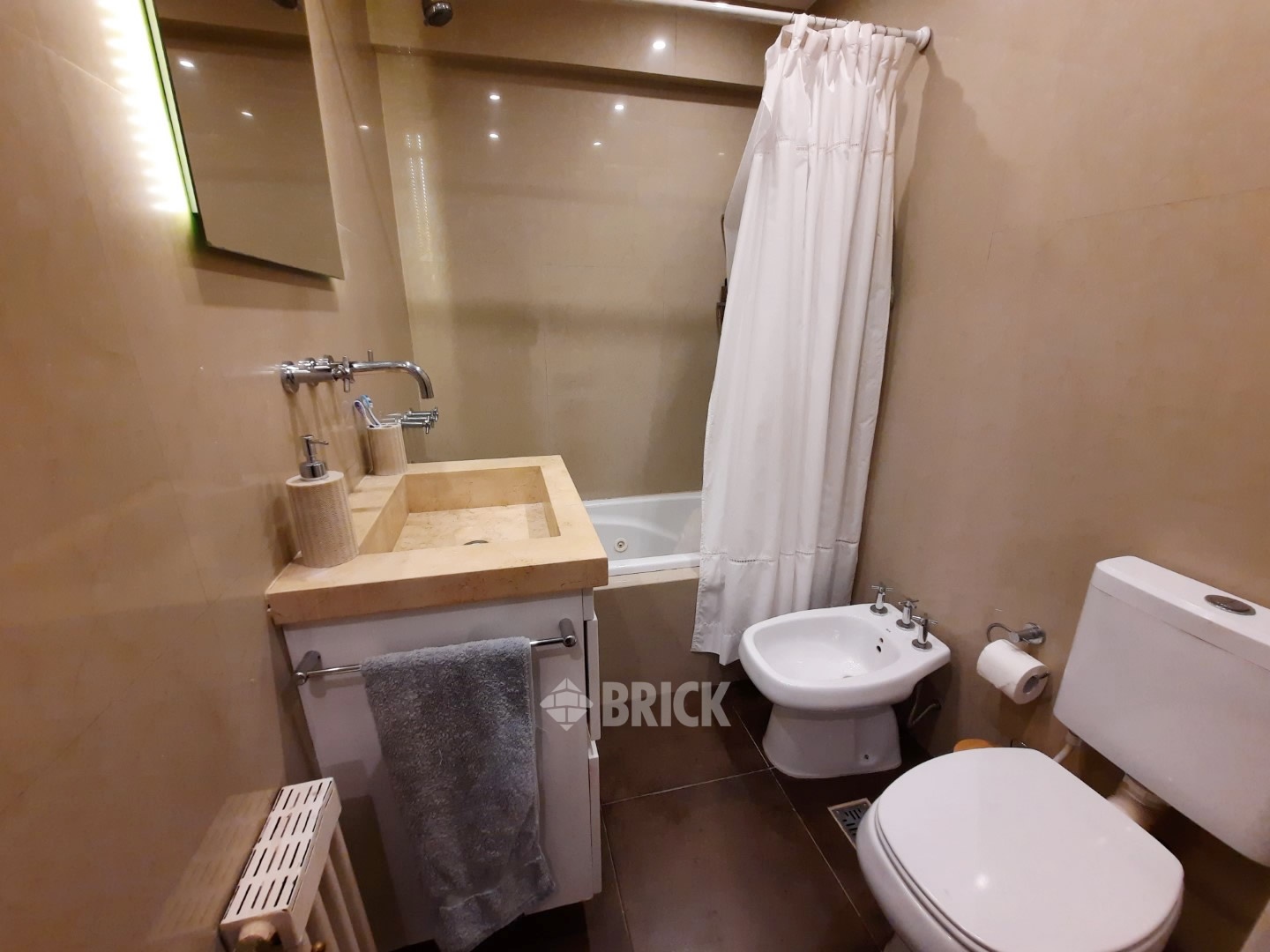 LA PAMPA al 2000 Piso 15 18