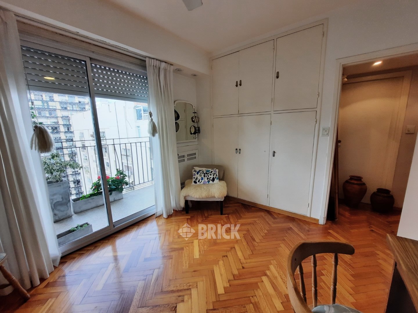 LA PAMPA al 2000 Piso 15 21