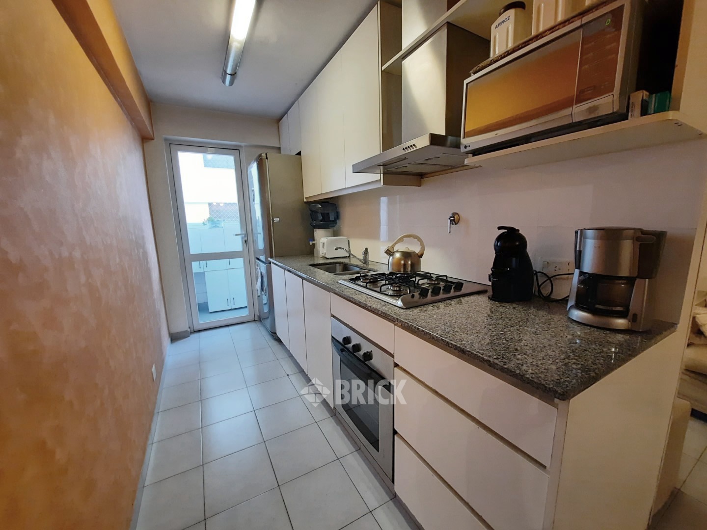 LA PAMPA al 2000 Piso 15 28