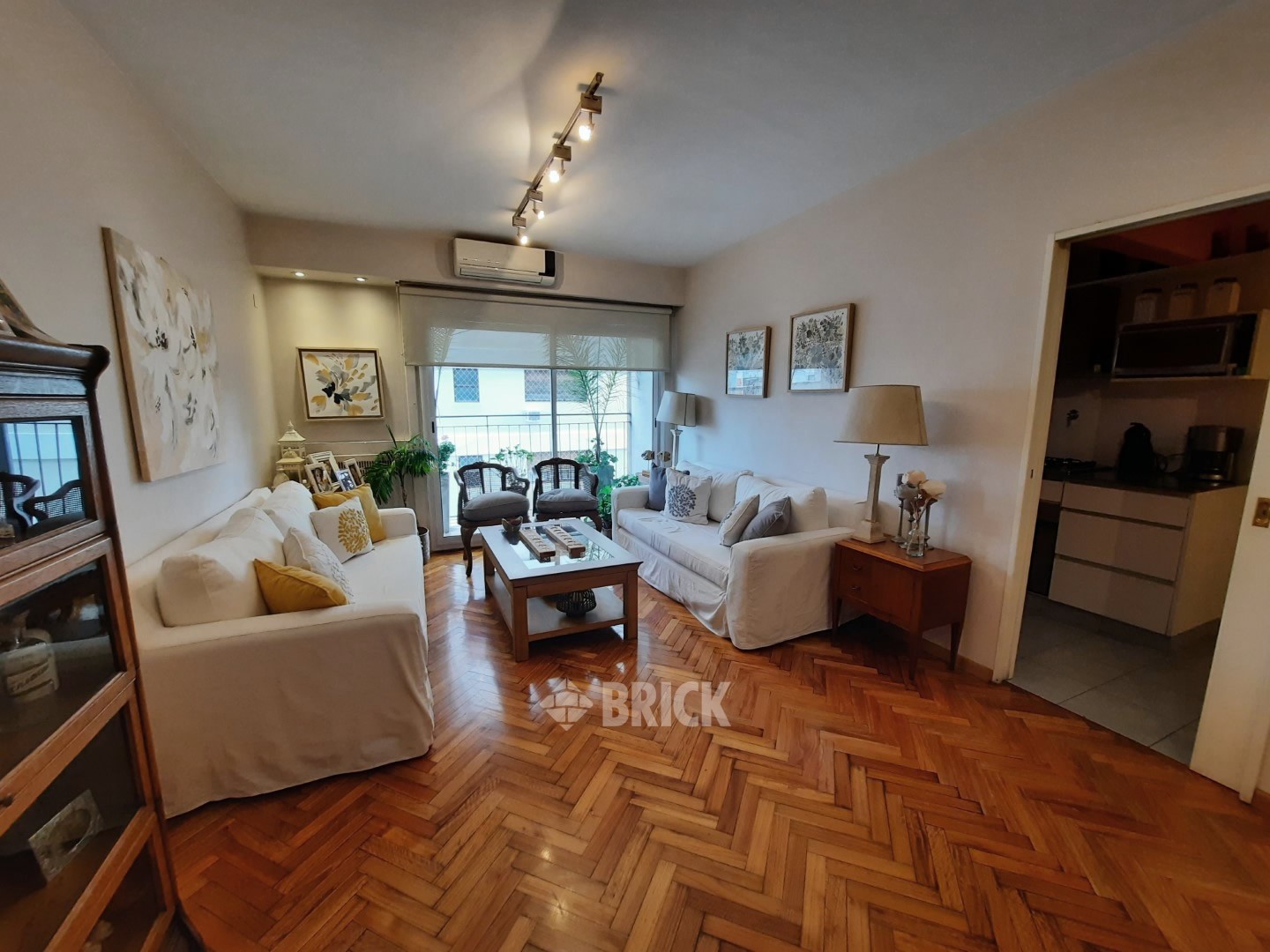 LA PAMPA al 2000 Piso 15 3