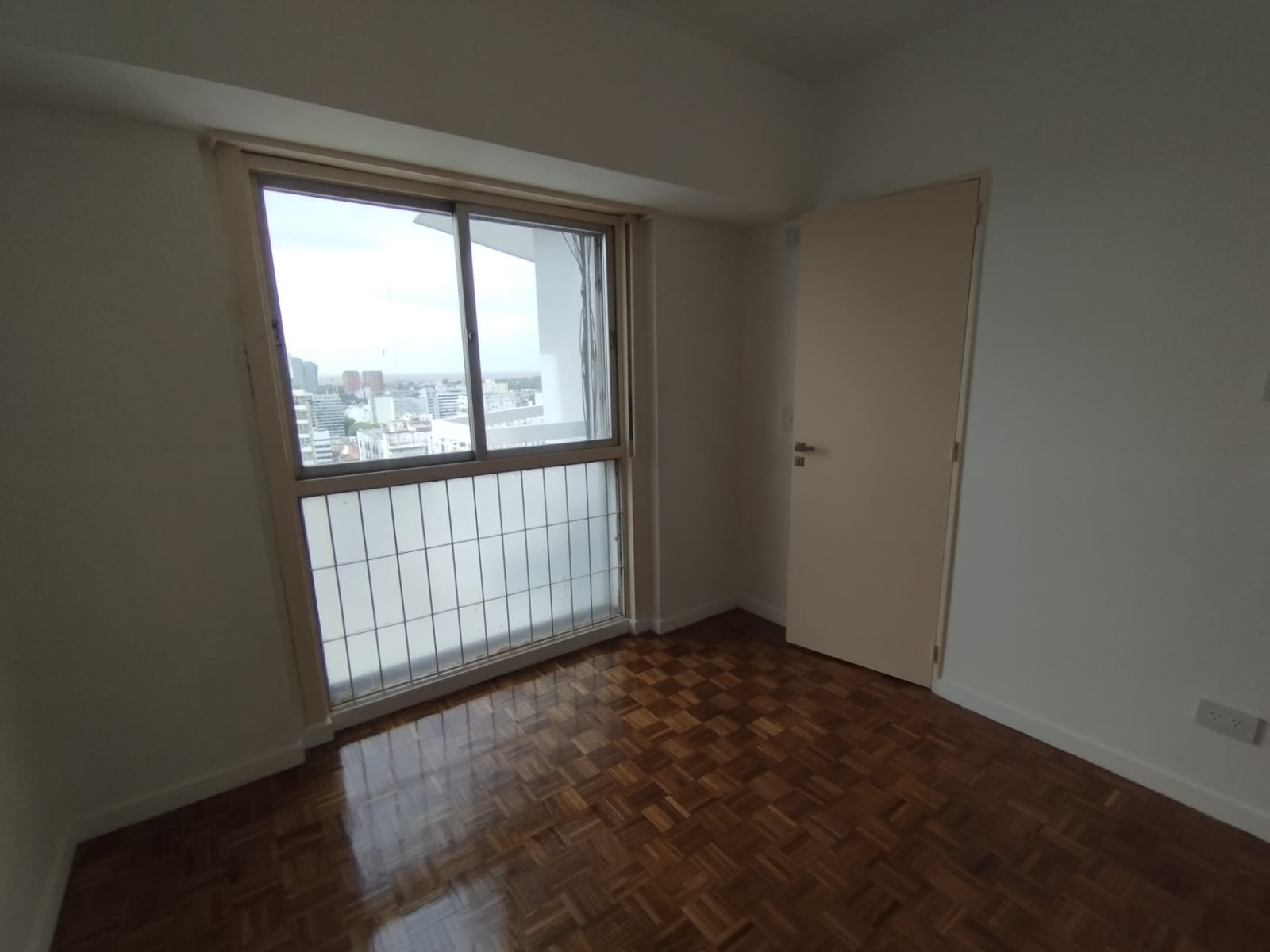 O'HIGGINS al 2100 Piso 20 14