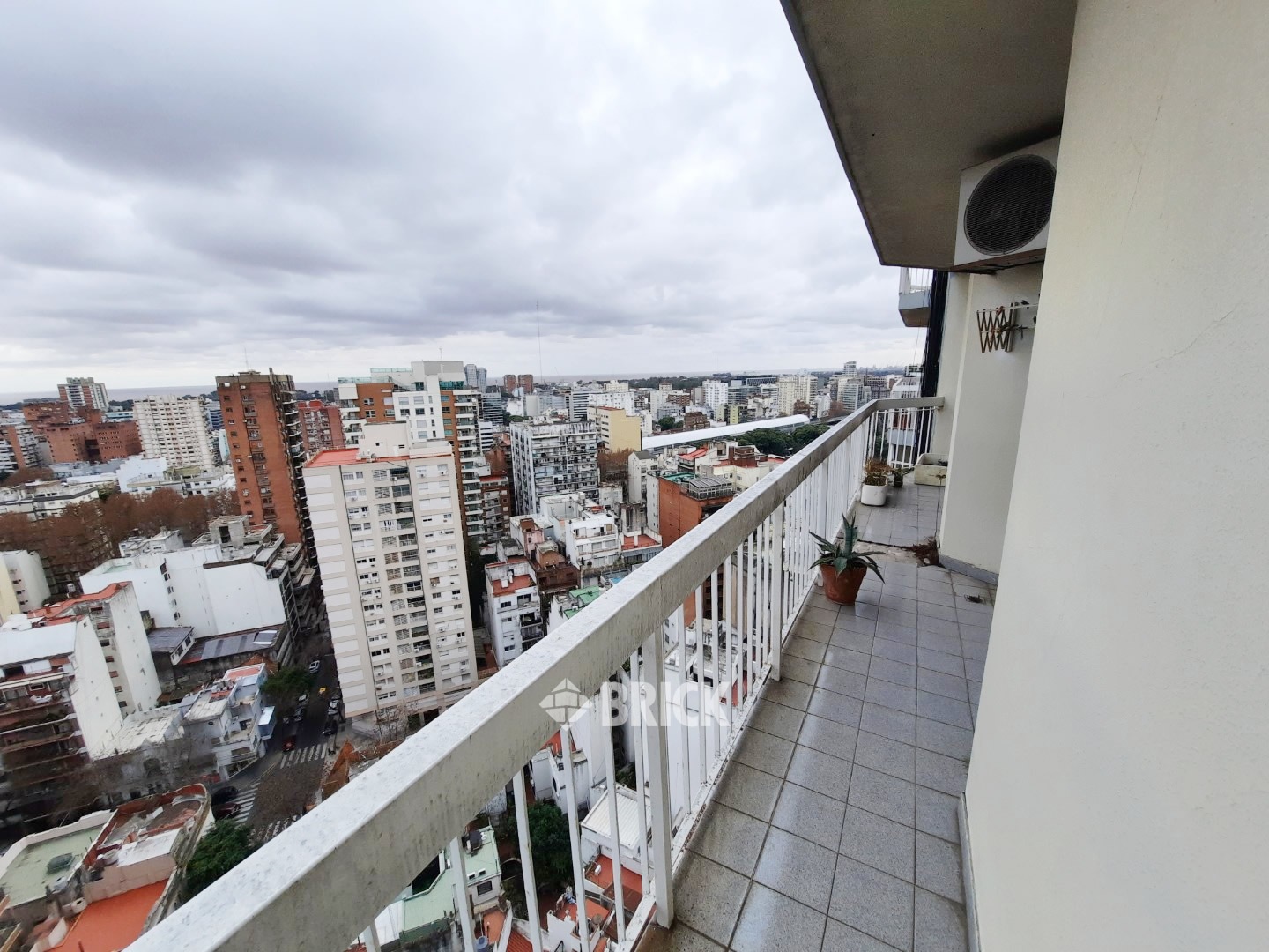 O'HIGGINS al 2100 Piso 20 9