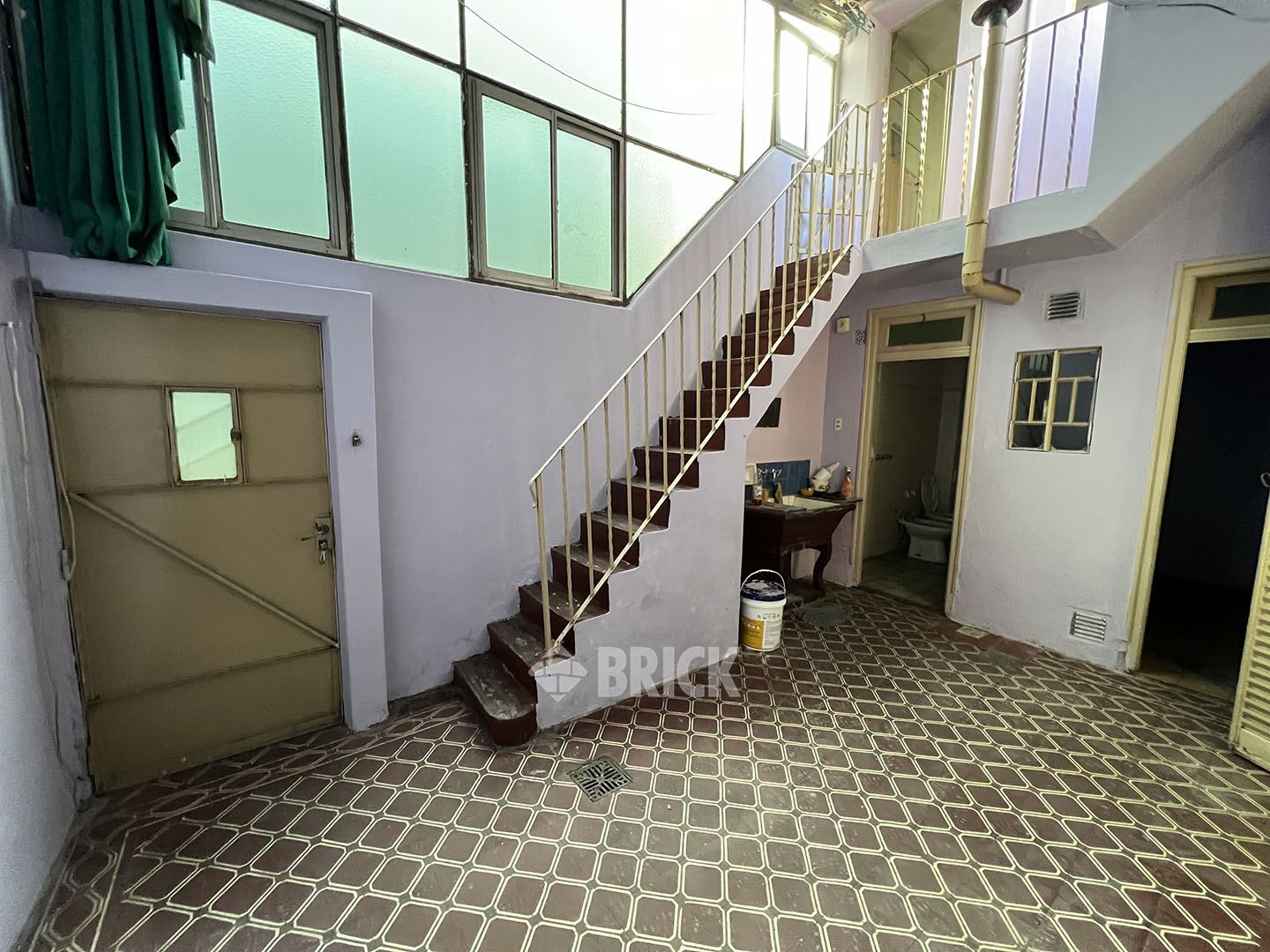 DE LA CRUZ, SOR JUANA INES al 1500 Piso PB 4