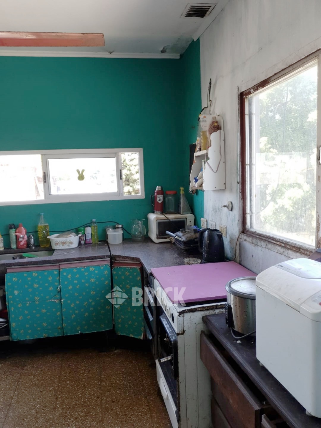 FERNANDEZ MORENO al 3700 Piso 1° 16