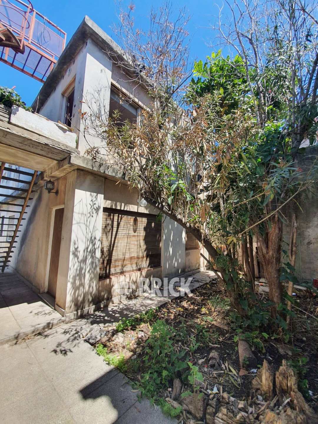 FERNANDEZ MORENO al 3700 Piso 1° 19