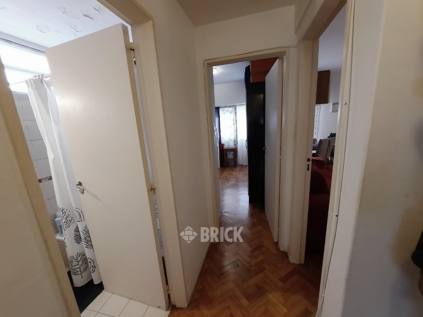 SARMIENTO al 2000 Piso 5 12