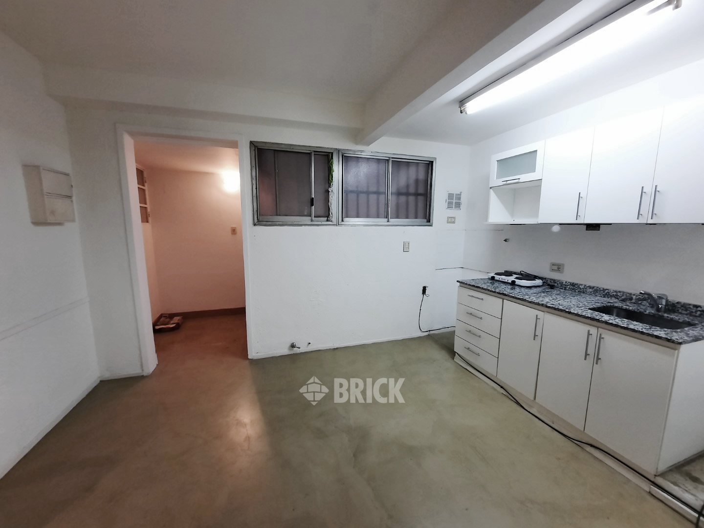 ALVEAR, MARCELO T. DE al 900 Piso 1 16