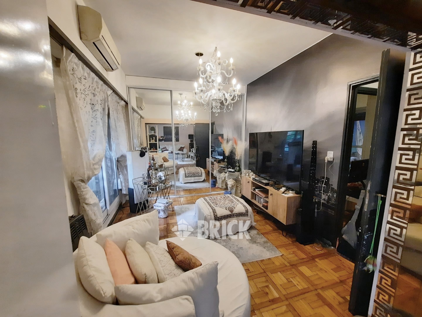 LAS HERAS, AV. al 2600 Piso 1 11