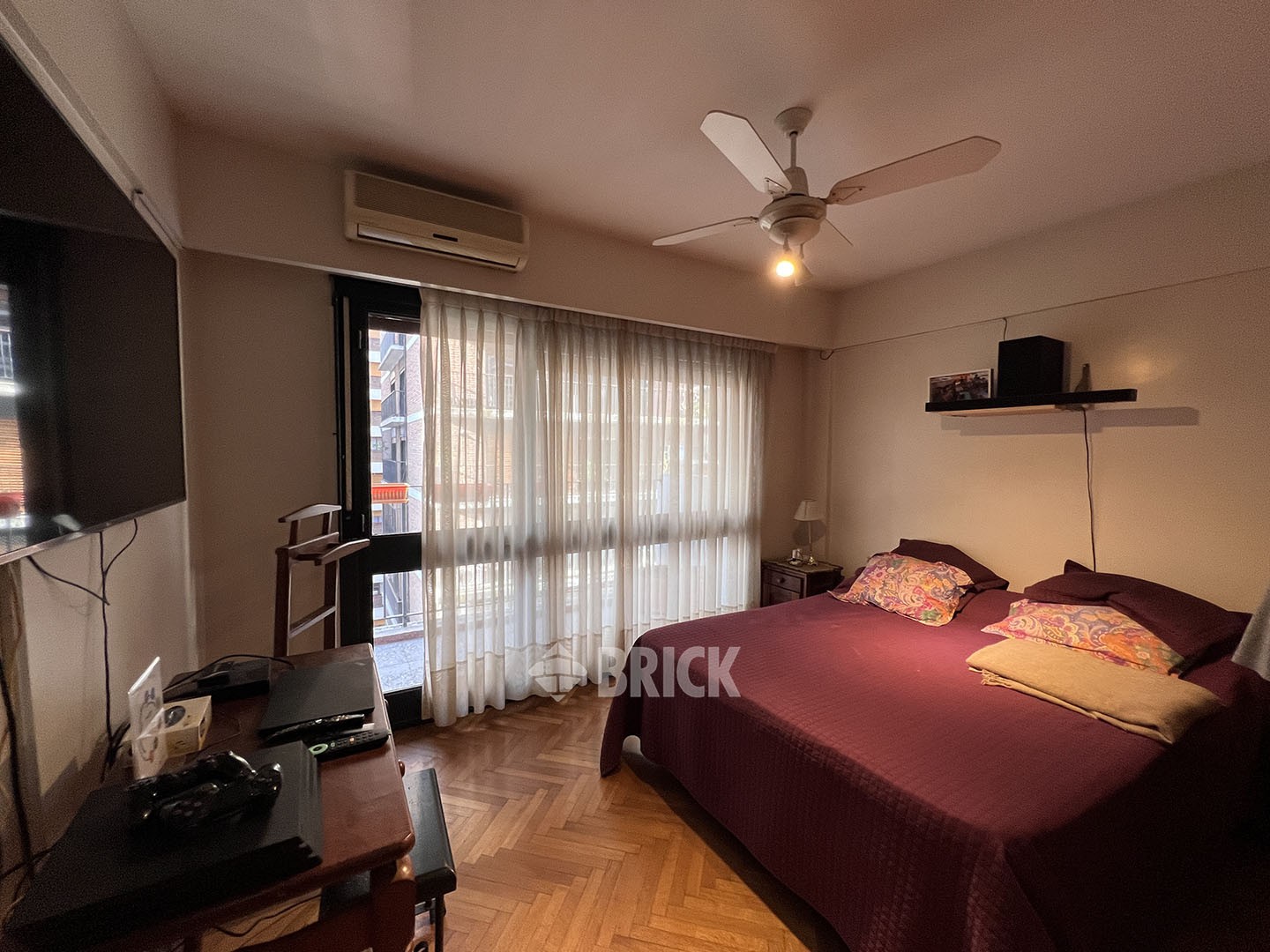 LA PAMPA al 1900 Piso 9 24