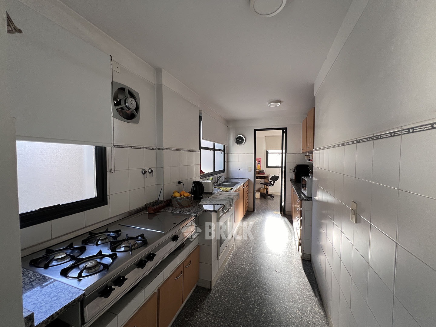 LA PAMPA al 1900 Piso 9 33