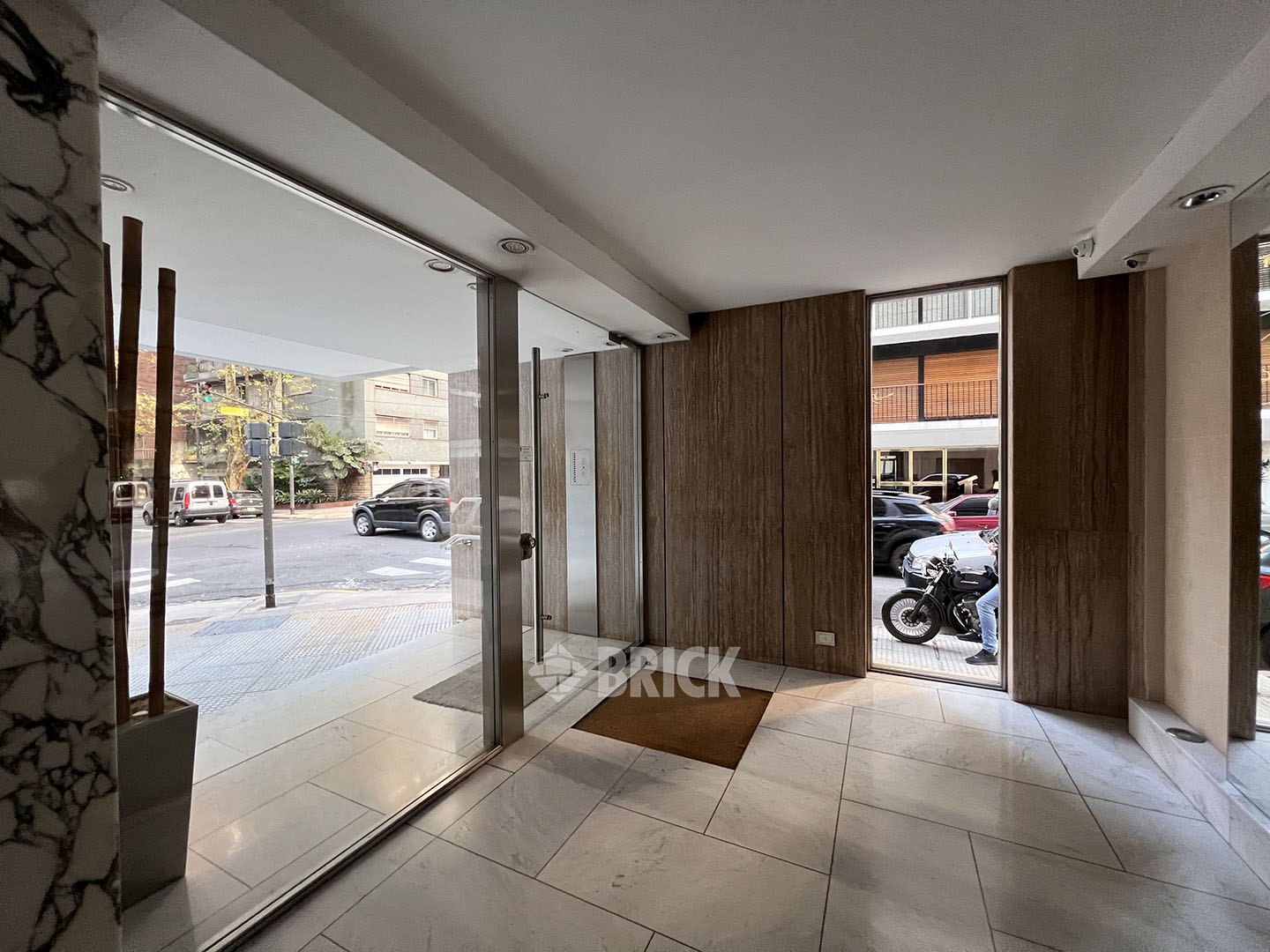 LA PAMPA al 1900 Piso 9 41