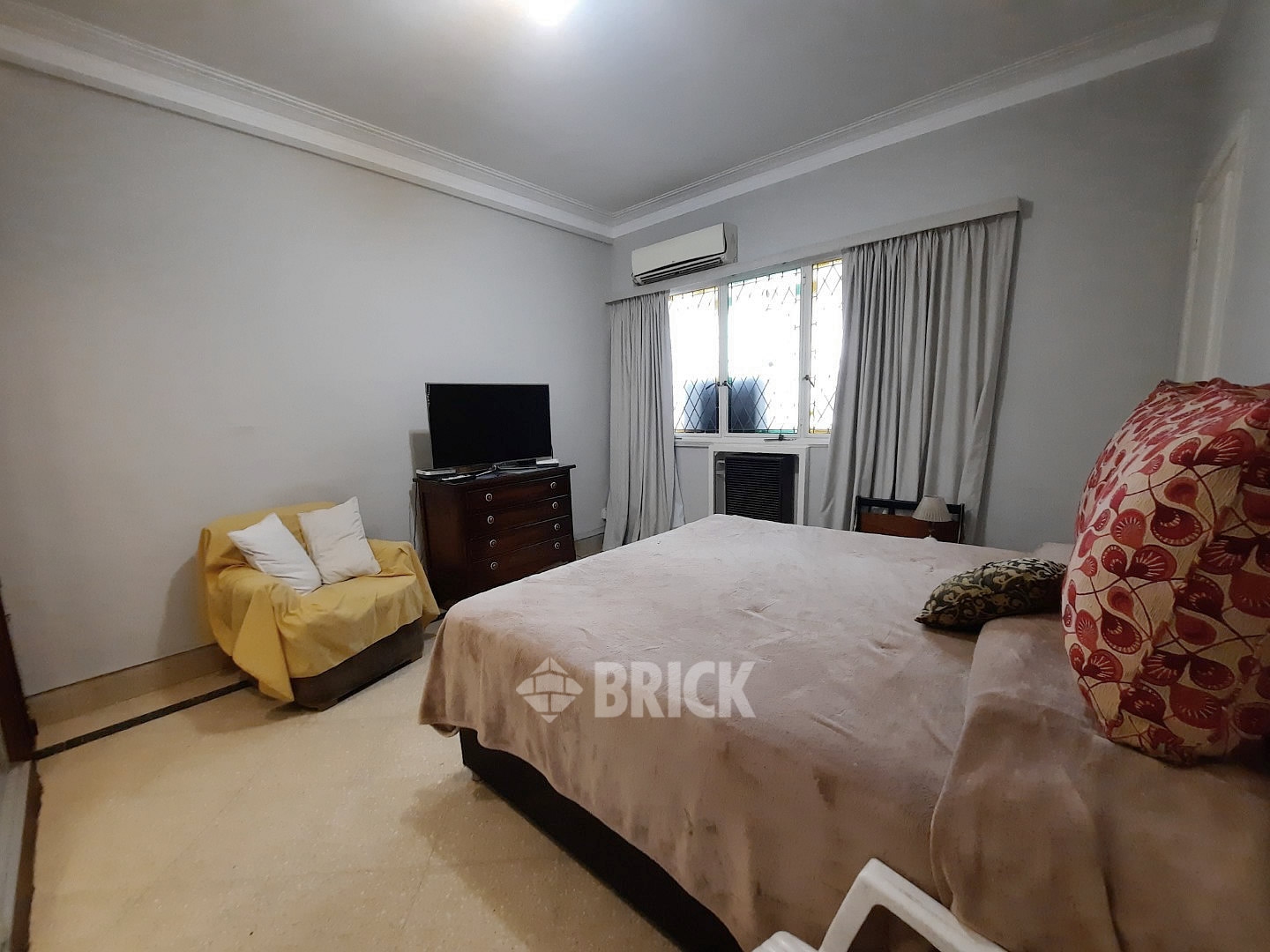 TUCUMAN al 2100 Piso 4 15