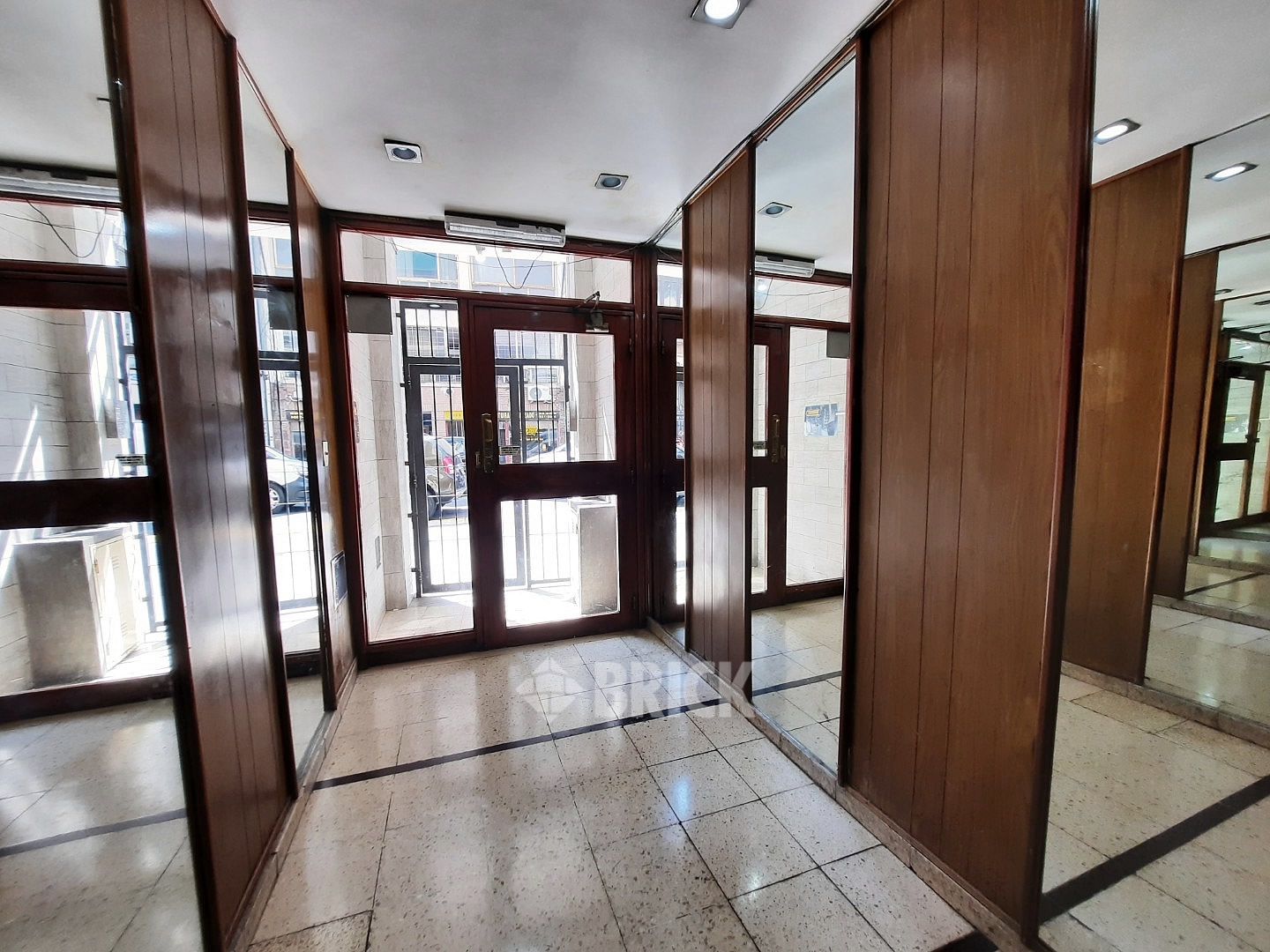 TUCUMAN al 2100 Piso 4 26