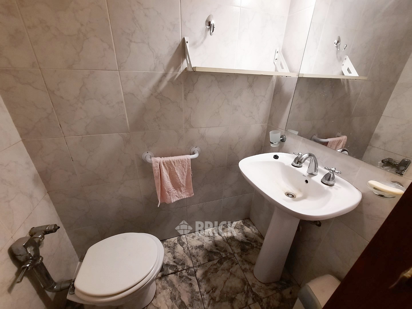 ALVEAR, MARCELO T. DE al 1800 Piso 1 8
