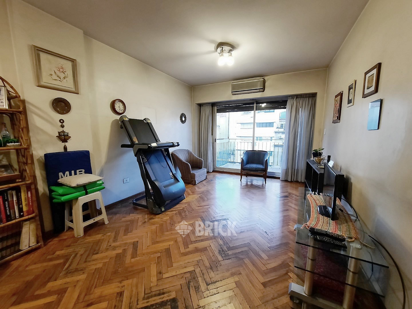 LAS HERAS, AV. al 2900 Piso 5 1