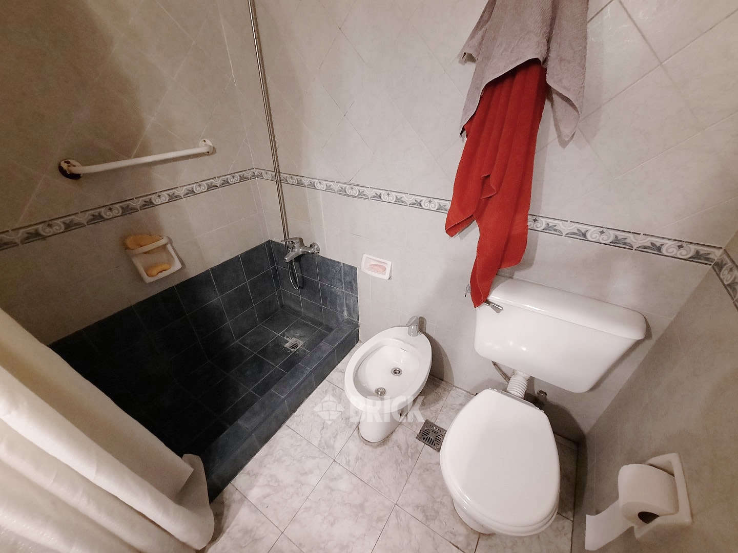 LAS HERAS, AV. al 2900 Piso 5 21