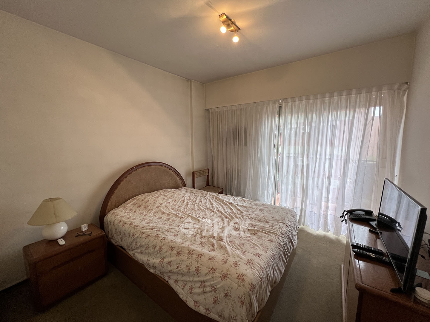 OLAZABAL al 2800 Piso 8 19