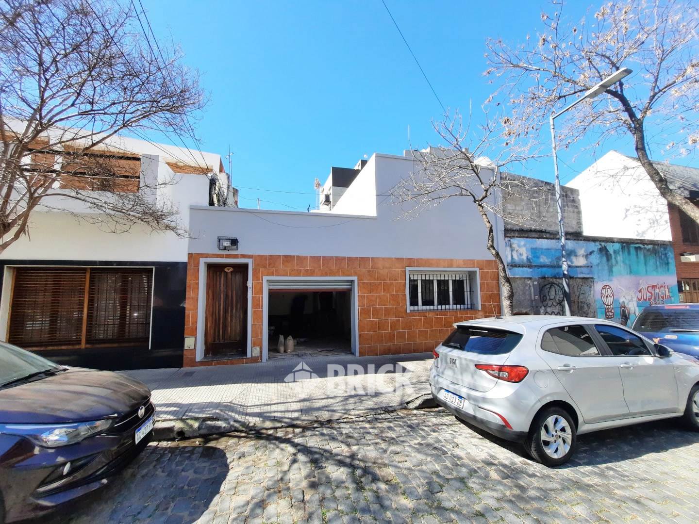 ARRIOLA al 0 Piso PB 32