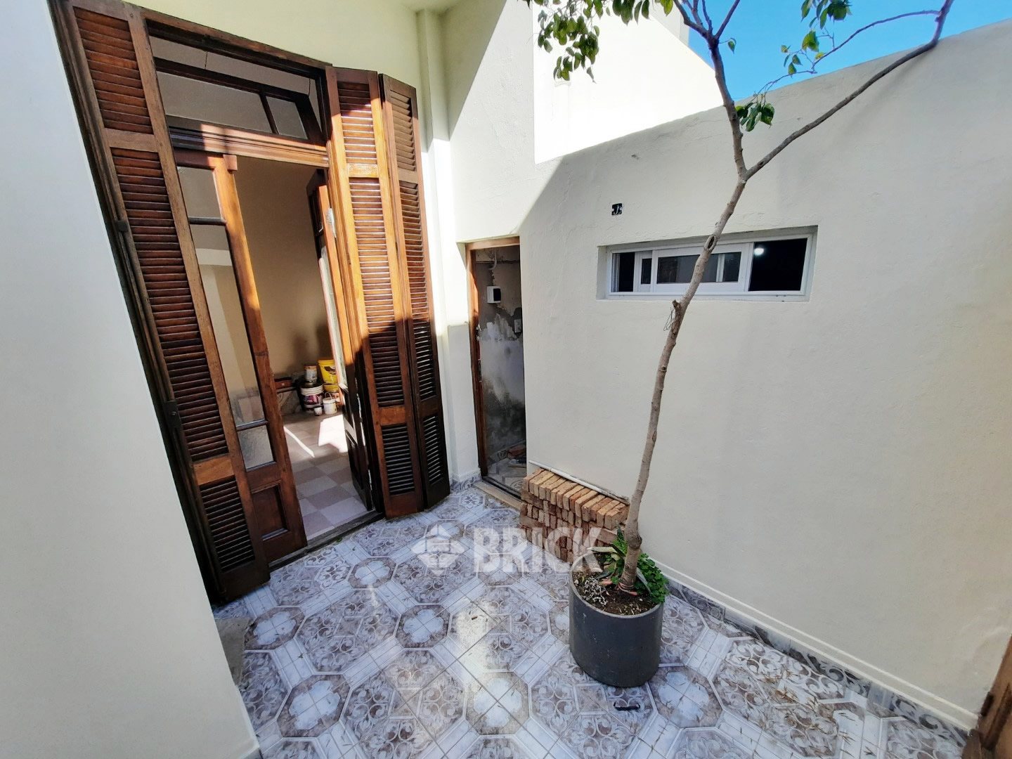 ARRIOLA al 0 Piso PB 4