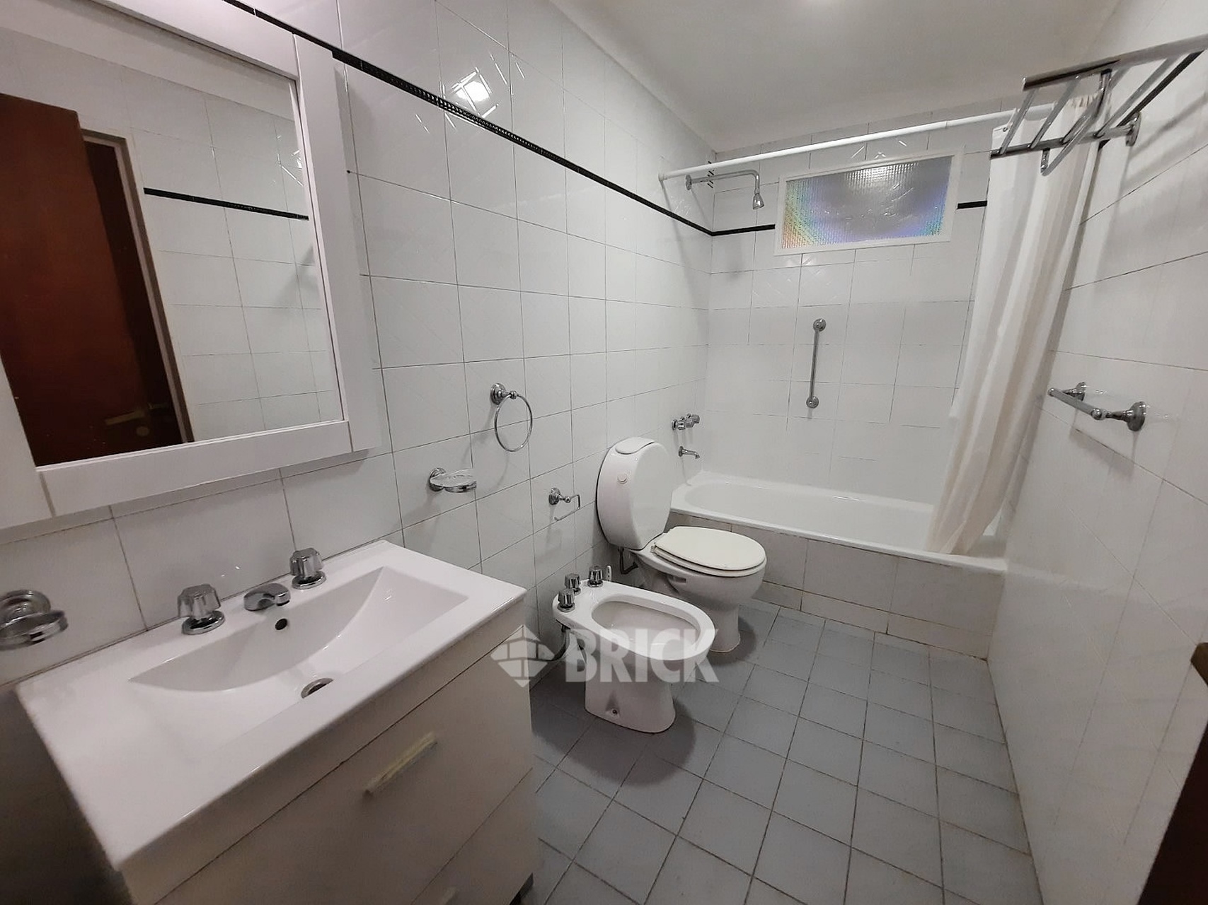 GURRUCHAGA al 2100 Piso 2 15